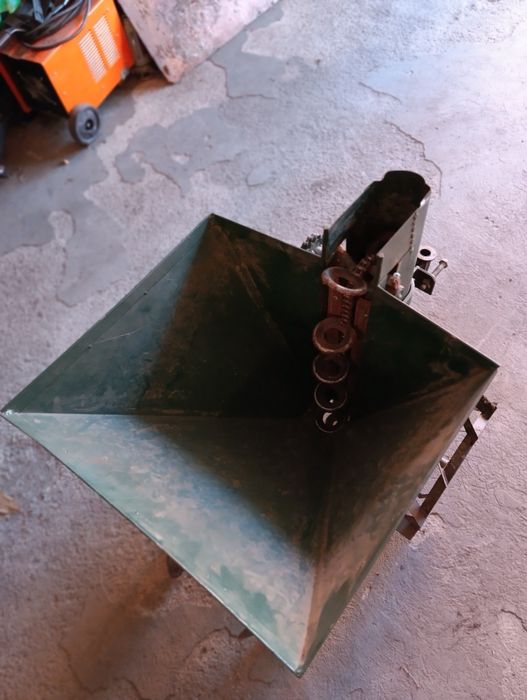 Картоплесаджалка