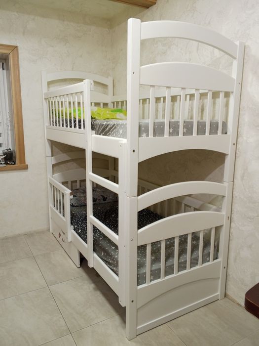 Двухъярусная деревянная кровать белого цвета Белая Церковь