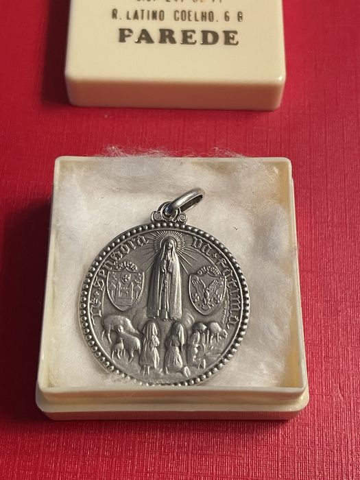 Medalha de prata Jesus Cristo e N. Sra. De Fátima
