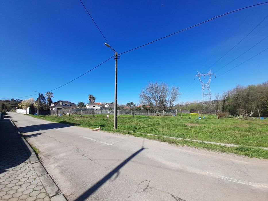 Terreno para venda em Fiães