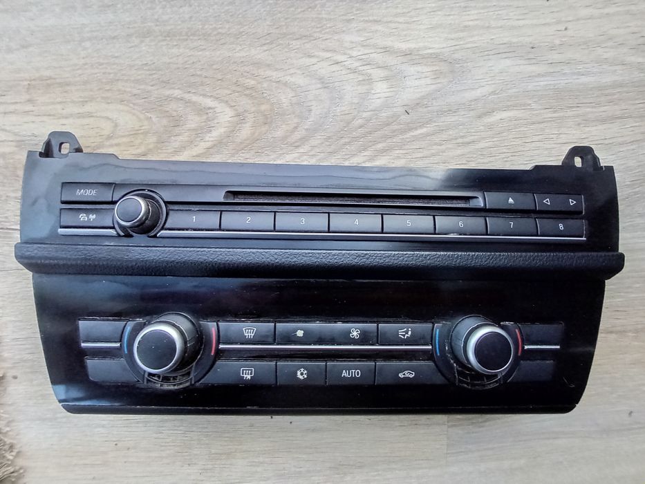 BMW - F10  F 11 - PANEL radia  klimatyzacji