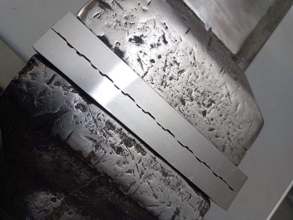 Nowa niższa cena. Imadło BISON 150 duże, nowe szczęki, mocne, 48 kg