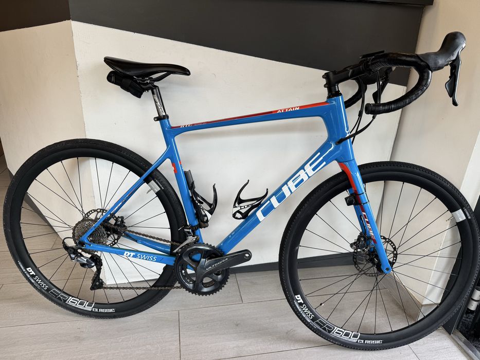 Rower Cube Gravel Carbon Uktegra Dt swiss schealbe 35c