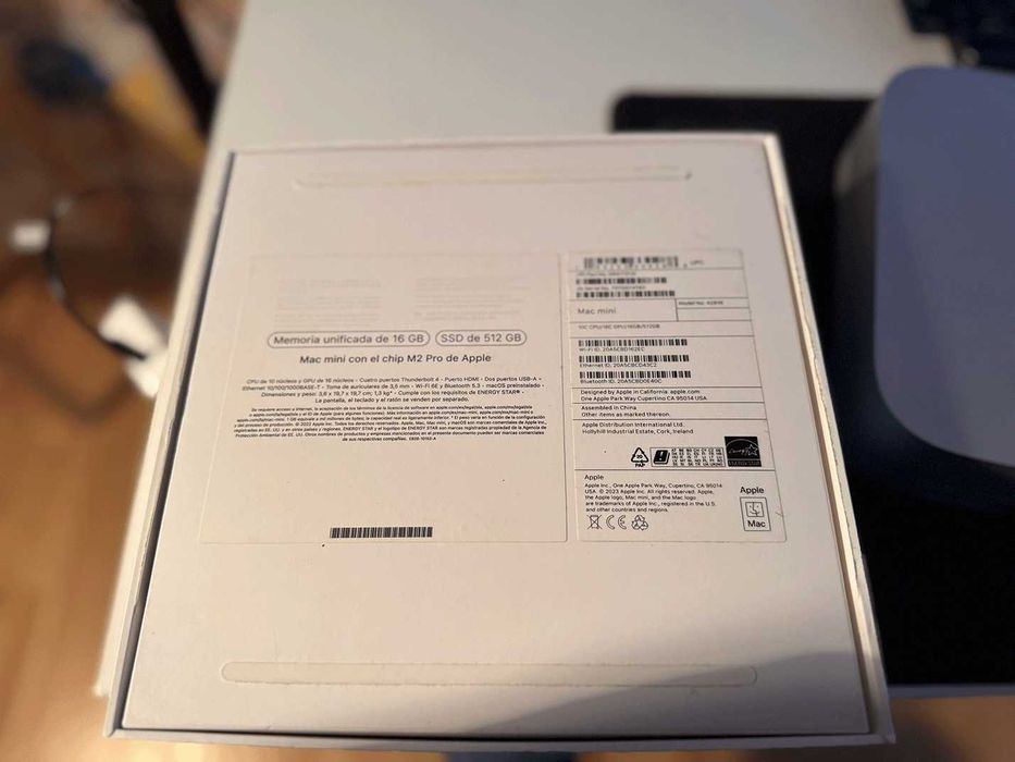 Apple Mac Mini M2 Pro + Acessórios (Satechi Hub + Case co2CREA)