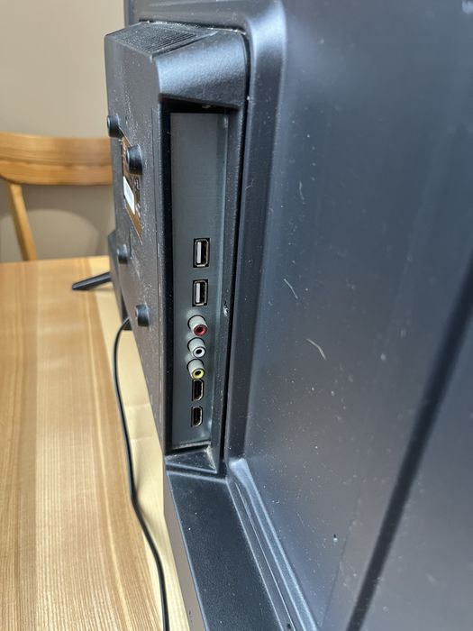 Телевізор Grunhelm 32діагональ