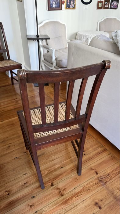 Mesa IKEA e/ou 6 Cadeiras Madeira