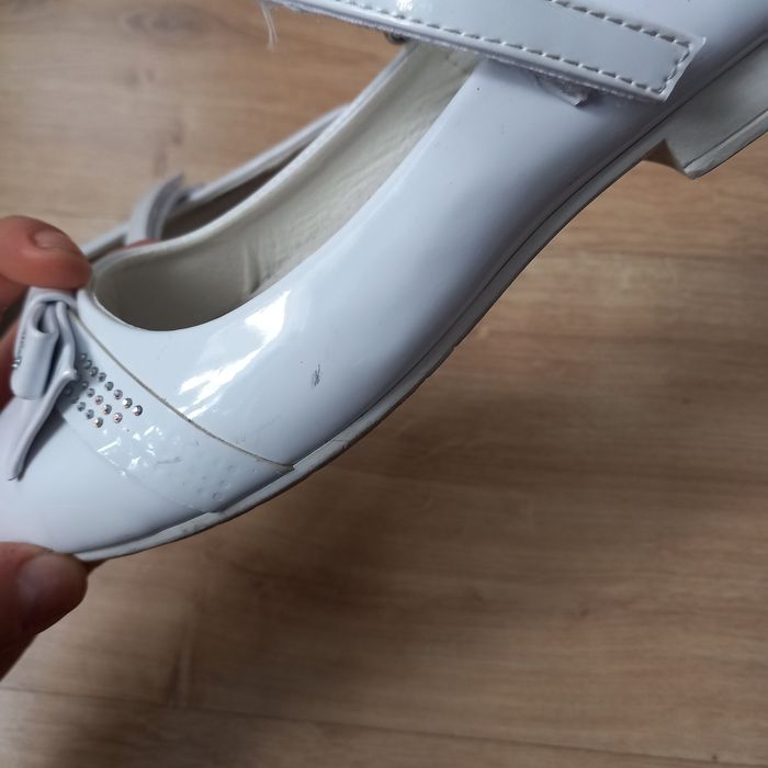 Pantofle buty I Komunia Święta
