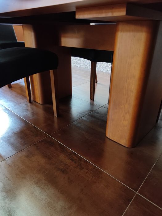 Mobília de Sala Completa (Mesa Extensível + Aparador + Quadro)
