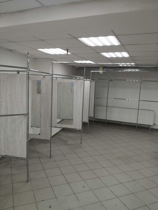 Чернігів, вул. 1-го Травня, 163, цоколь 332 м2
