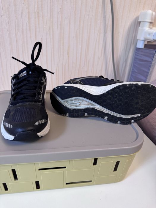 Кросівки skechers 33,5, 21 см