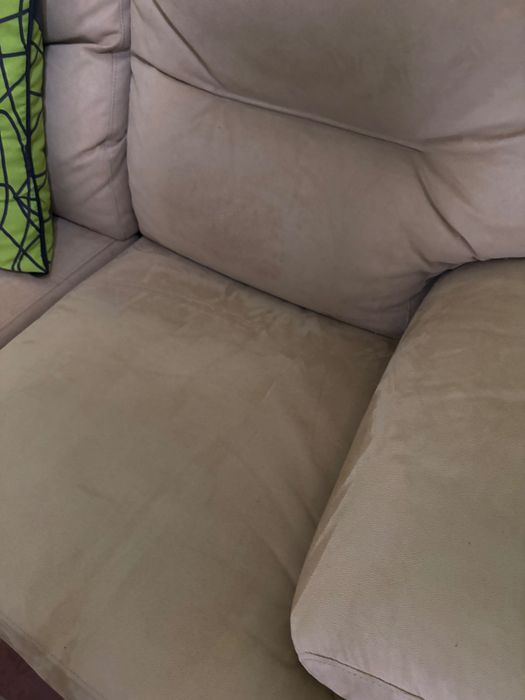 Conjunto sofás de camurça