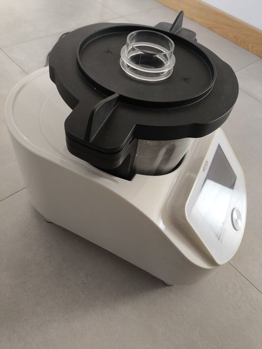 Robot kuchenny wielofunkcyjny "Biedromix" !