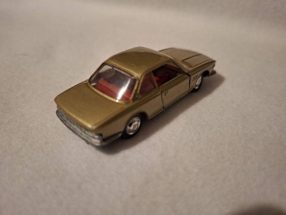 Schuco 1.66 BMW 2800CS