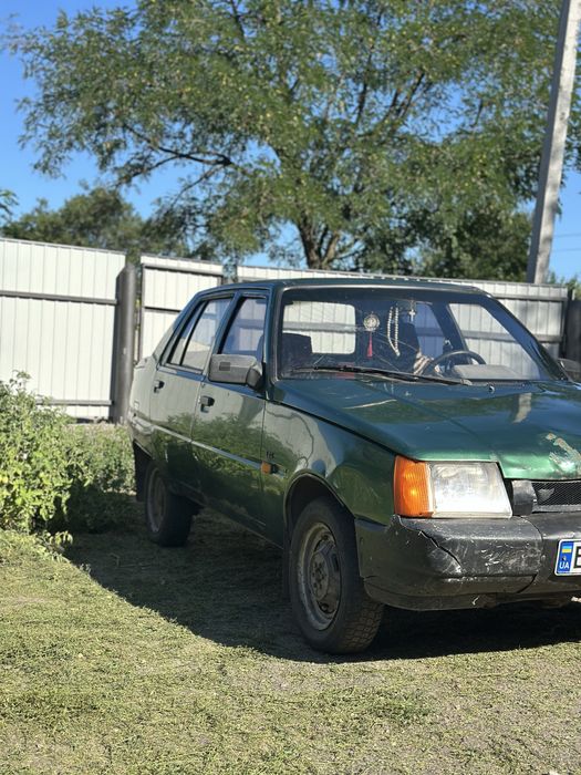 Славута зелена 2003 продам