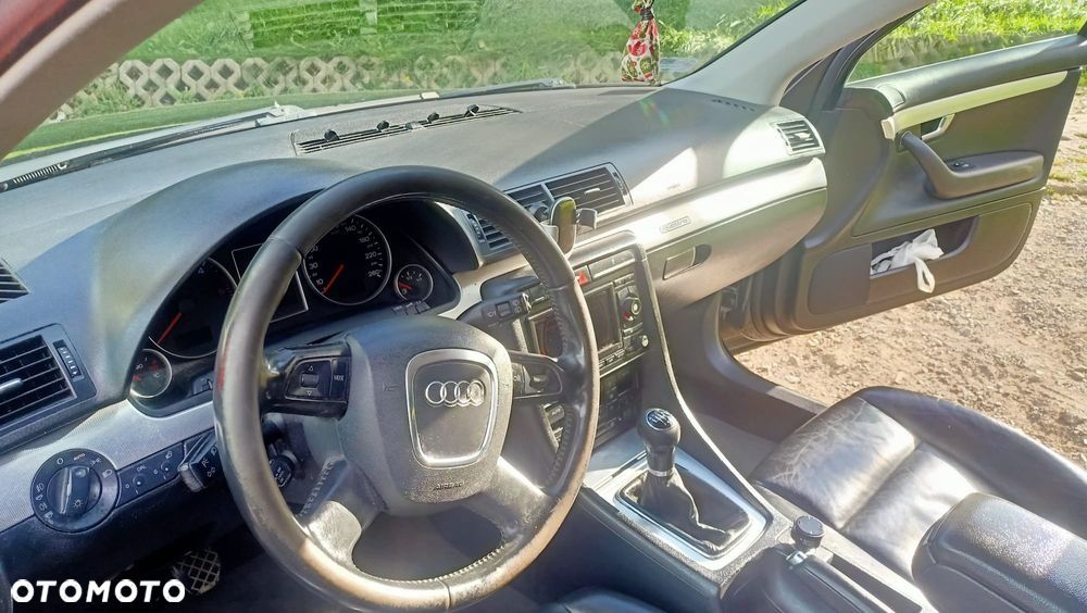 Audi A4 Avant quattro