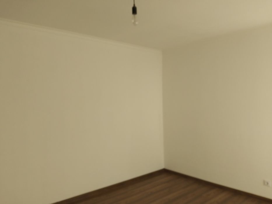 Продаємо 1 к квартиру з ділянкою у Сваляві  Закарпатської