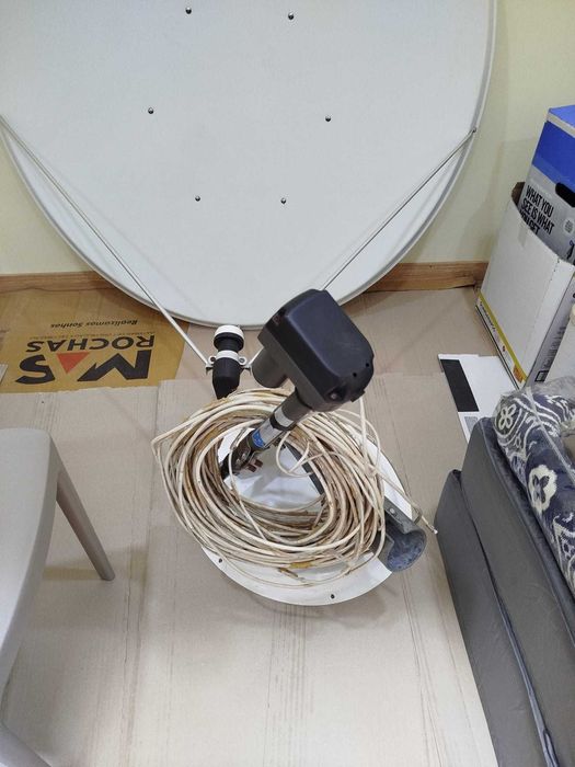 Vendo Antena Parabolica e Acessórios