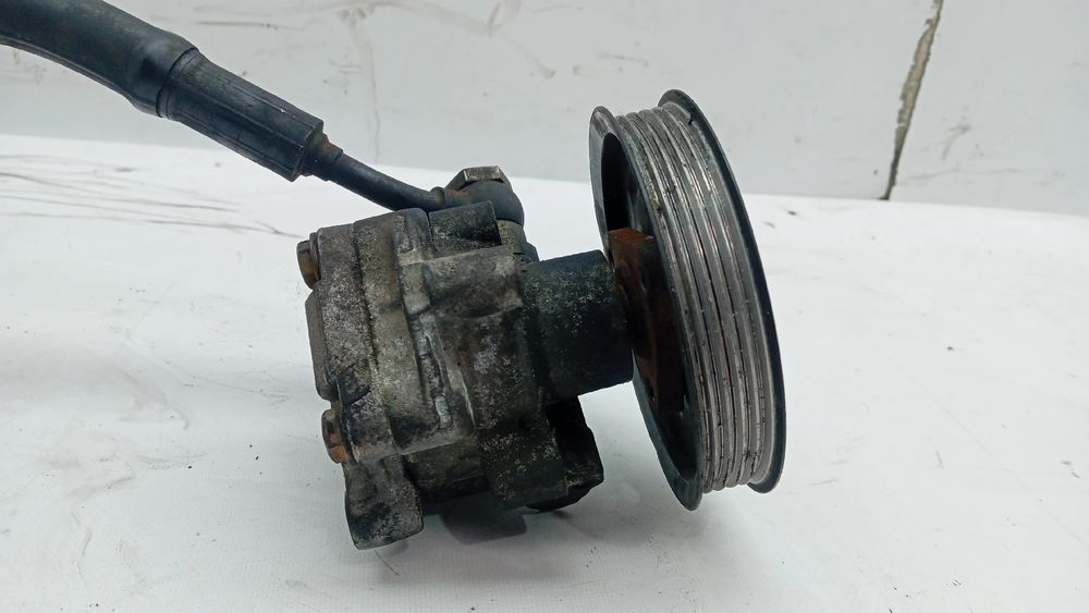 Bomba de direção VOLKSWAGEN Passat (3B2)