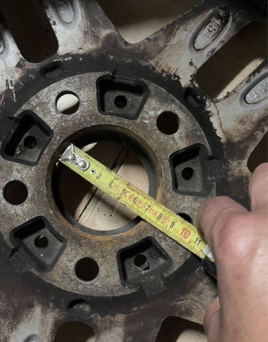 Jantes 15 com pneus 195/65/15 pra despachar