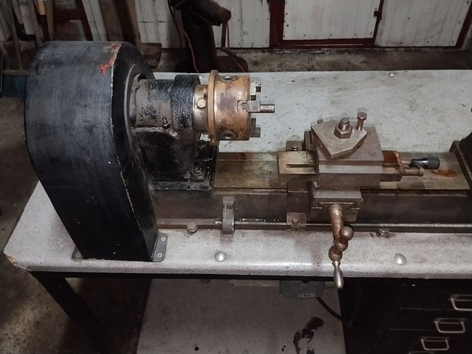 Tokarka  stołowa