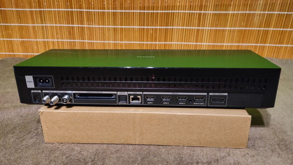 Samsung One Connect SOC1001N