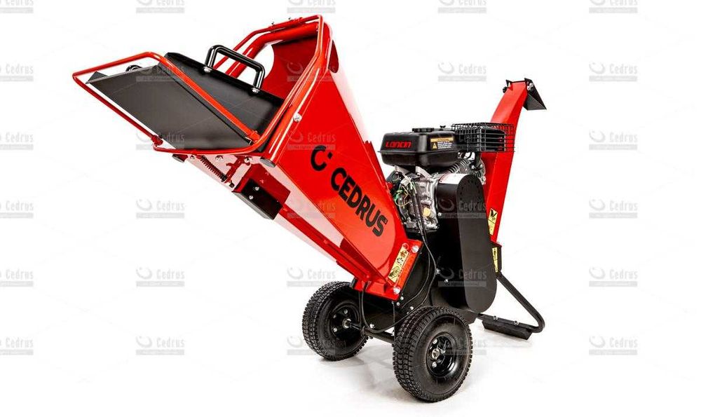 Rozdrabniacz spalinowy Cedrus RB02 olej i wysyłka w cenie