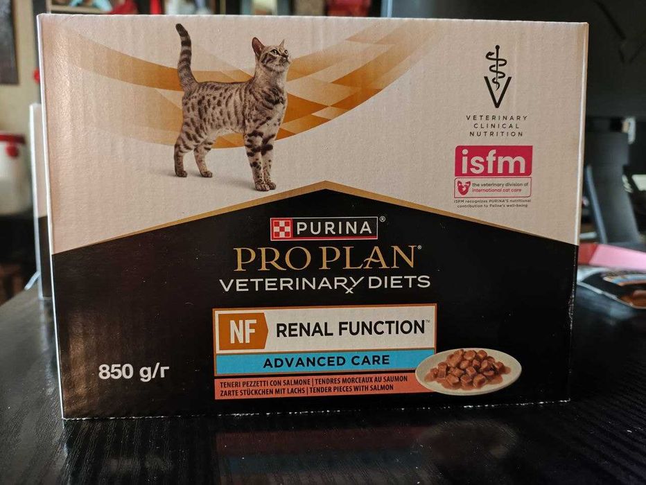 Корм для нирок котів Purina Pro Plan NF Renal (17 паучів / 799 грн / 47 грн 1 пауч / новий)