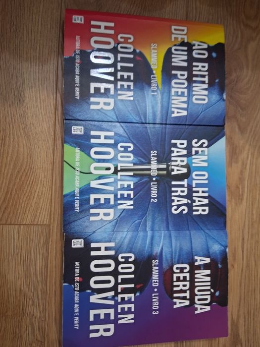 Collen Houver- livros