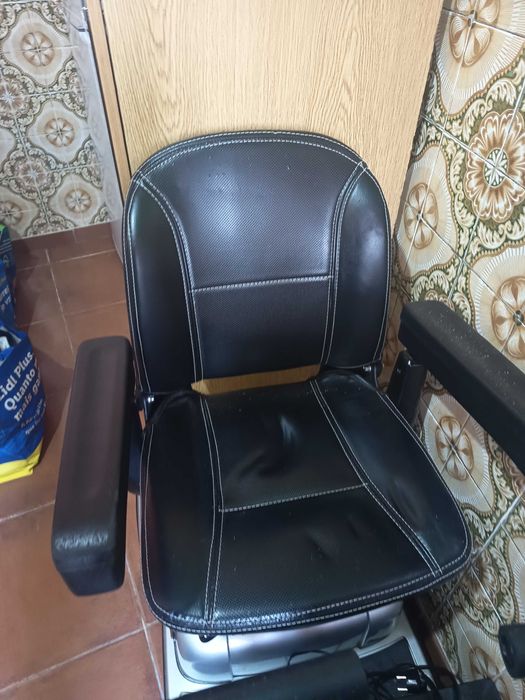 Mobilidade reduzida. Pouco uso.