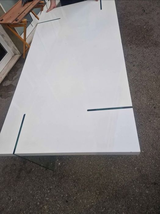 Mesa elegante 1.90m