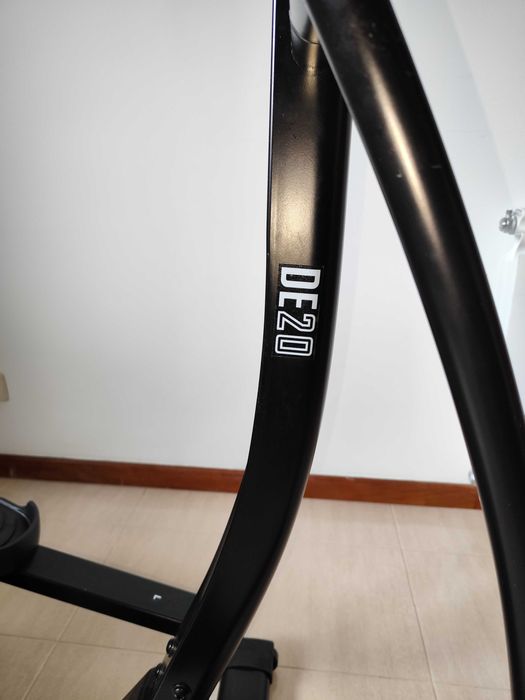 Bicicleta elíptica Bodytone de20