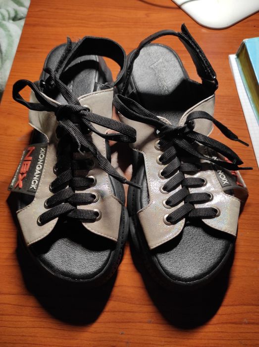 Босоніжки кожна розмір 38