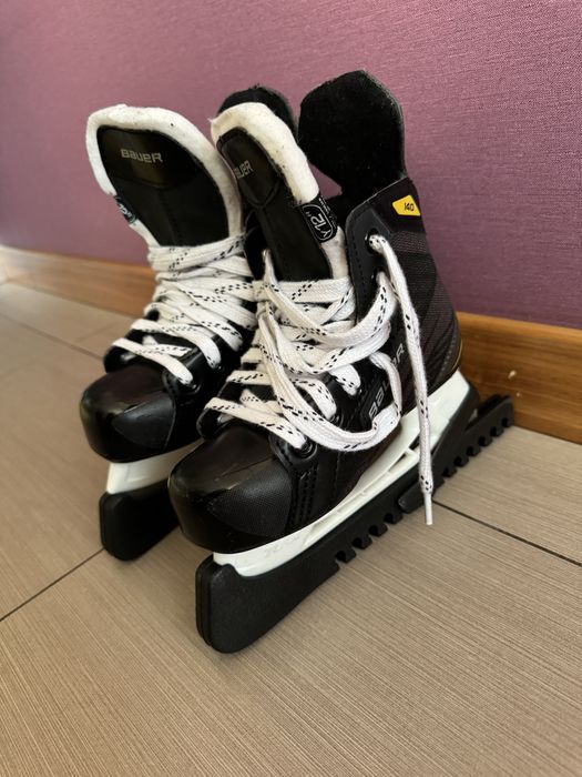Ковзани Bauer Supreme 140 YTH