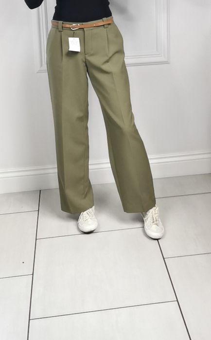 Zara Spodnie Damskie z zaszewkami i paskiem