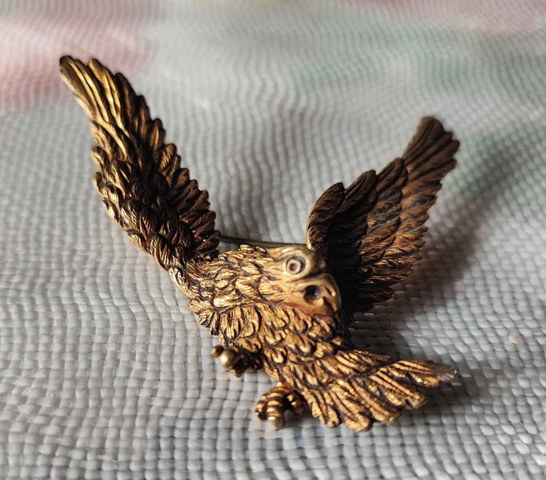 Alfinete Águia em metal