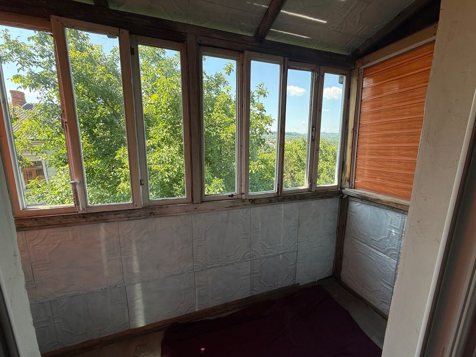 Оренда 1 кімнатноі квартири в центрі міста по вул. Хортицькхій .