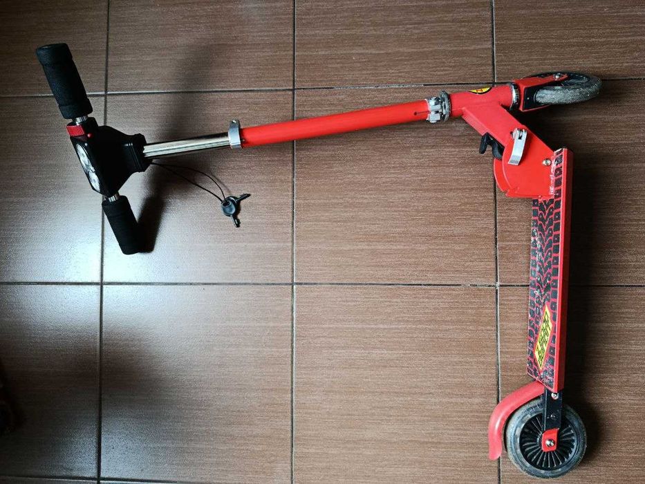 Самокат Zinс Bandit Hy-Pro зі світловими та звуковими ефектами