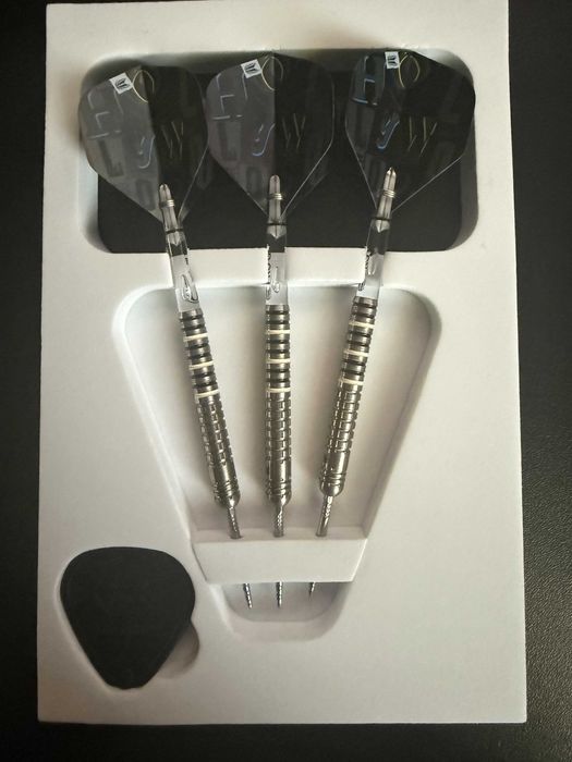 Target Darts Chris Dobey G1 90% 23g