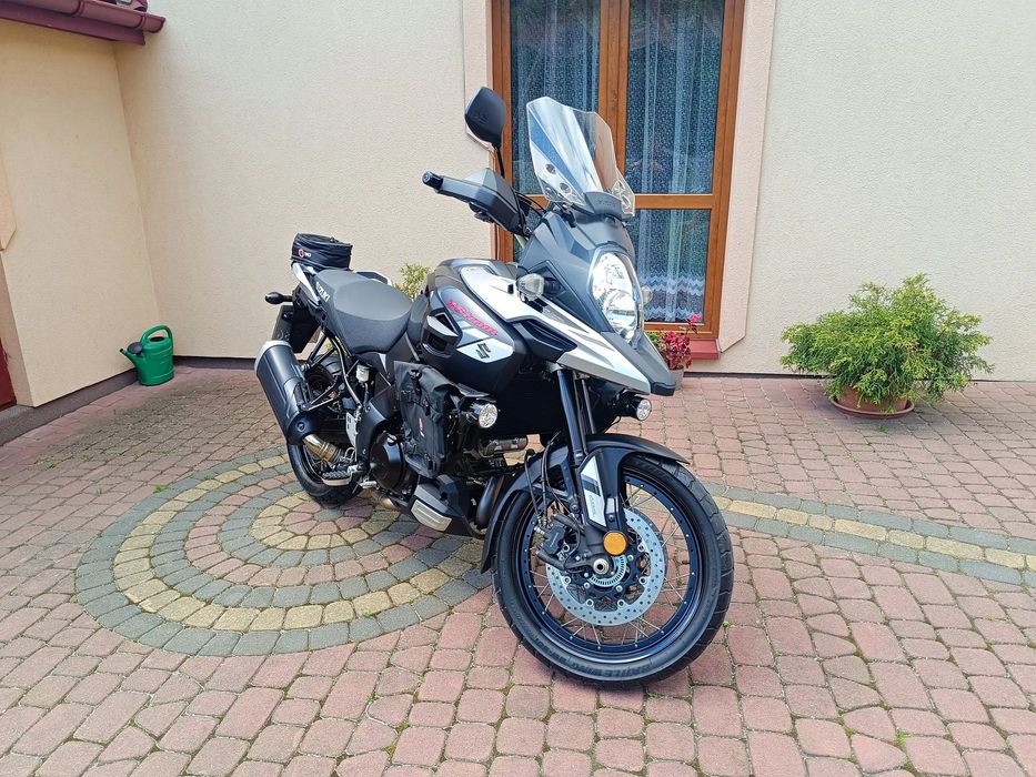 Suzuki V-STROM DL 1000 XT 101KM_Grzane Manetki_Torby_Halogeny_Jak Nowe!!!