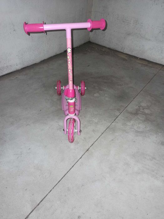 Trotinete hello Kitty