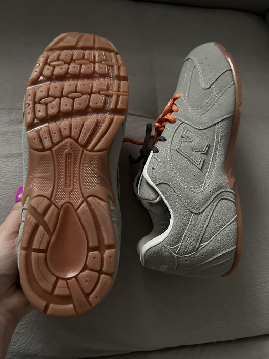 Buty New Balance miu miu szare rozmiar 43