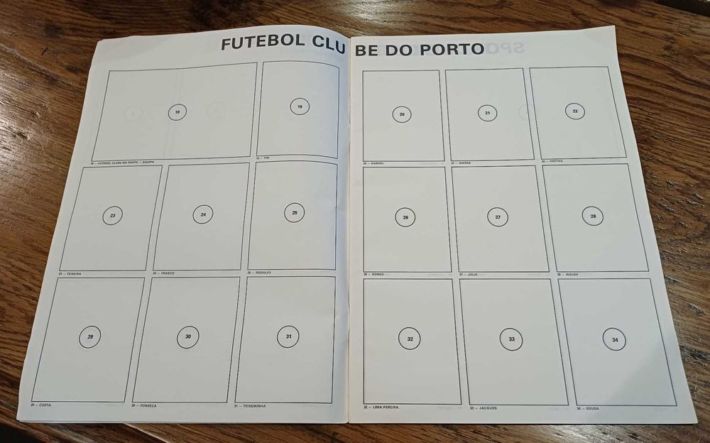 Campeões de Futebol 81/82 - Caderneta de Cromos – Futebol
