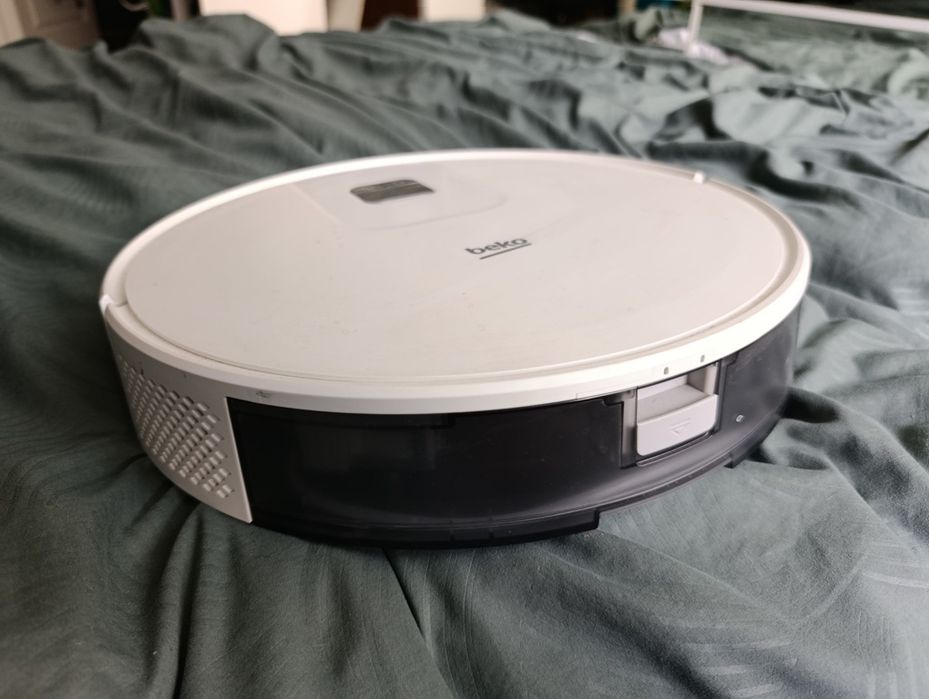 Odkurzacz Beko GyroStark VRR60314VW typu Roomba