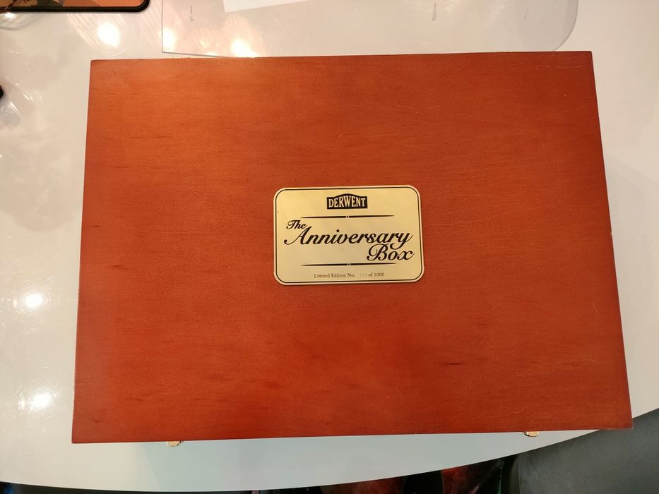 Derwent Caixa de Lápis Edição Limitada