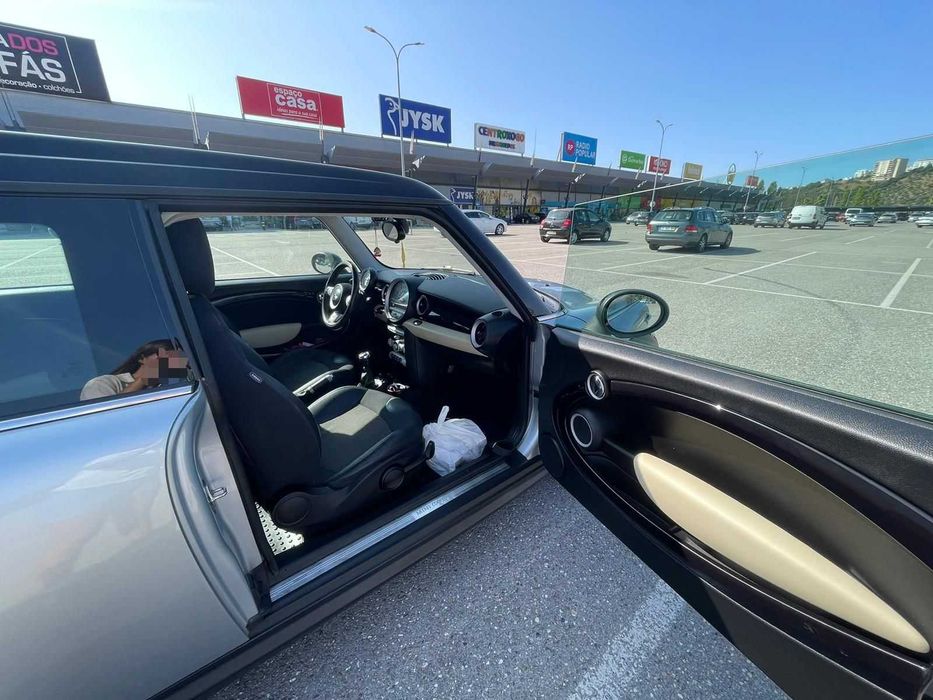 Carro em boas condições