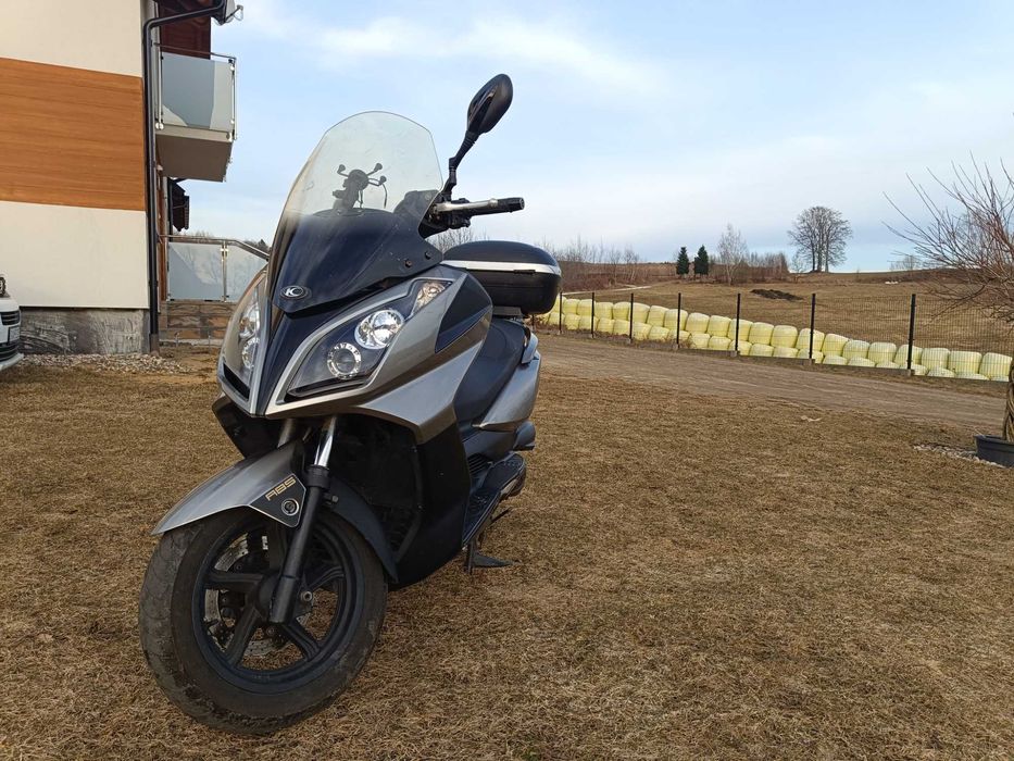 Maxi skuter Kymco Downtown 125. Rok 2011 przebieg 18tys. Z Niemiec