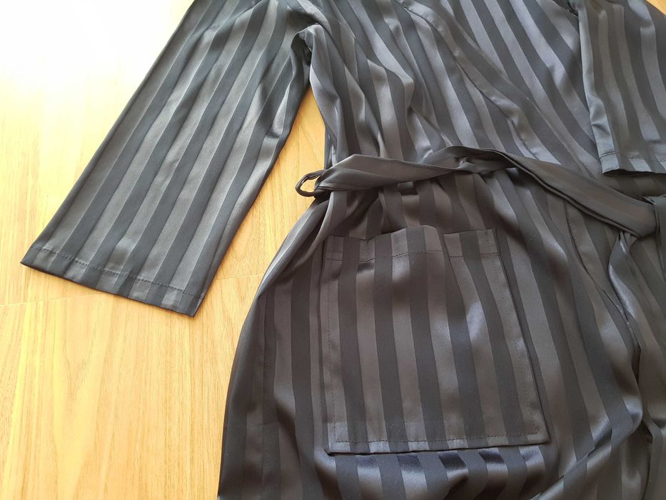 Халат жіночий атласний у смужку