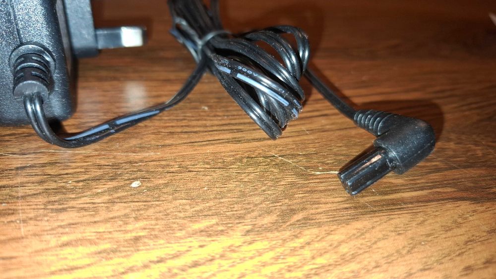 Zasilacz Uniwersalny - 15V - 150mA