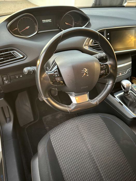 Peugeot 308 SW 1.2 130cv Style (Gasolina) – 2018 – Histórico Completo