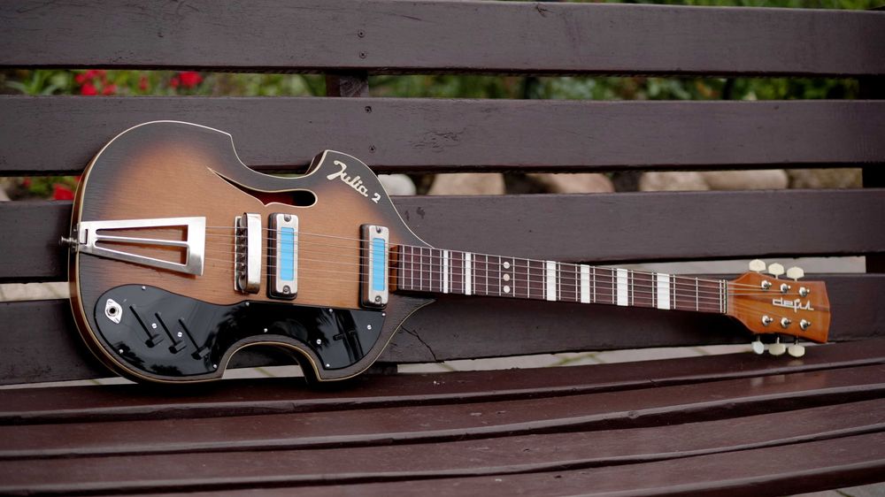 Gitara  DEFIL Julia 2